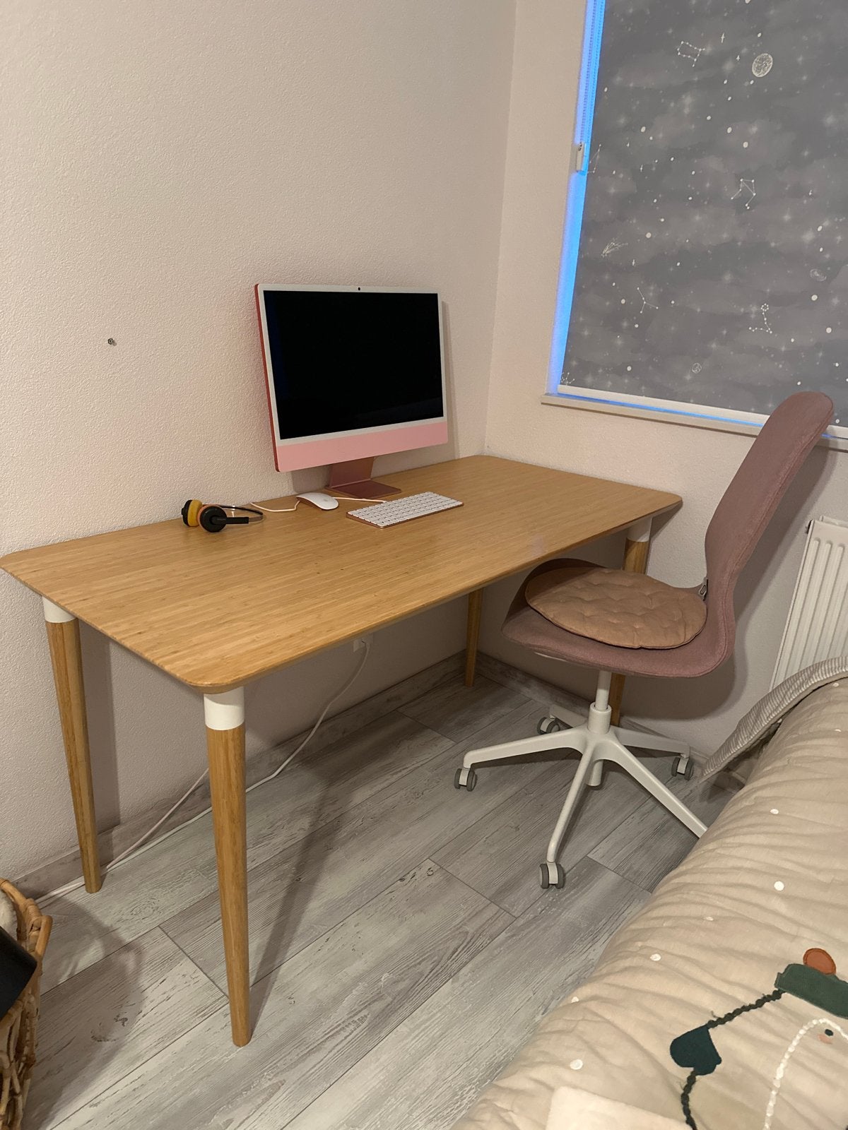 Ikea Stijlvol Bamboe Bureau - Modern en Functioneel, Huis en Inrichting, Bureaus, Ophalen, Scandinavisch, Hout, Bruin