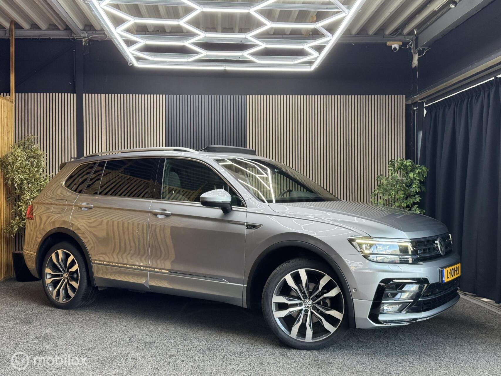 Volkswagen Tiguan Allspace 1.5 TSI Highline Business R 7p., Automatische klimaatregeling, 150 pk, Bedrijf, SUV of Terreinwagen