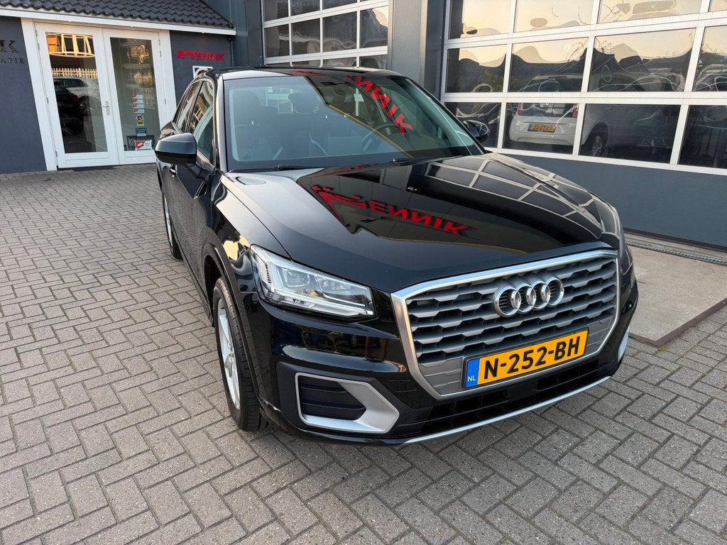 Audi Q2 35 TFSI S Edition / Led / Cruise / Navi / Sport., Auto's, Audi, 15 km/l, 4 cilinders, 150 pk, Leder en Stof