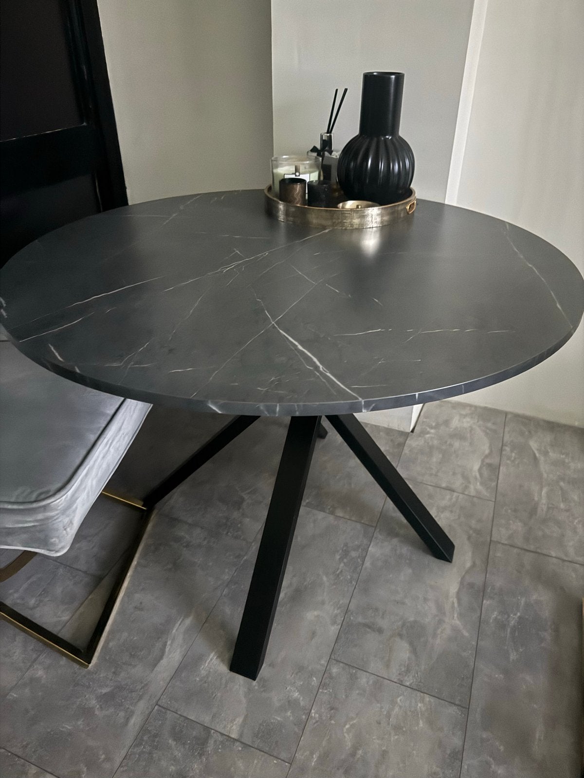 IKEA Ronde Eettafel - Modern Design, Huis en Inrichting, Tafels | Eettafels, Ophalen, Overige materialen, Gebruikt, 100 tot 150 cm
