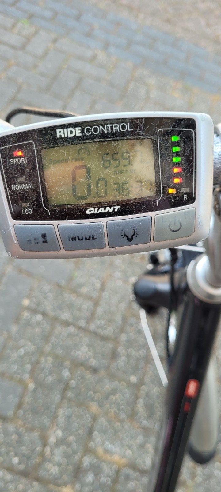 Giant Twist elektrische fiets - Goede staat, Ophalen, Minder dan 30 km per accu, Gebruikt, Giant