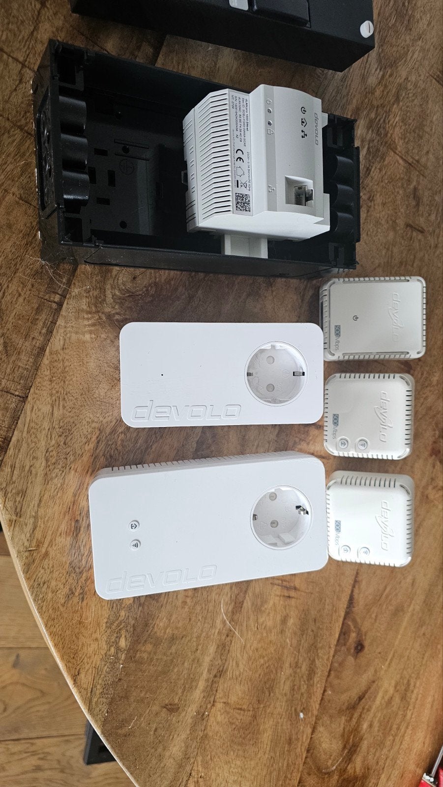 Devolo Powerline WiFi/Netwerkset 230V voor thuisnetwerk, Computers en Software, Routers en Modems, Gebruikt, Ophalen of Verzenden