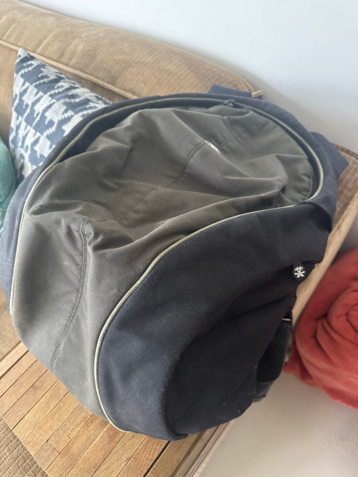 Crumpler grote laptop rugzak - Gebruikt, goede staat, Gebruikt, 25 tot 40 cm, Ophalen of Verzenden, Overige merken