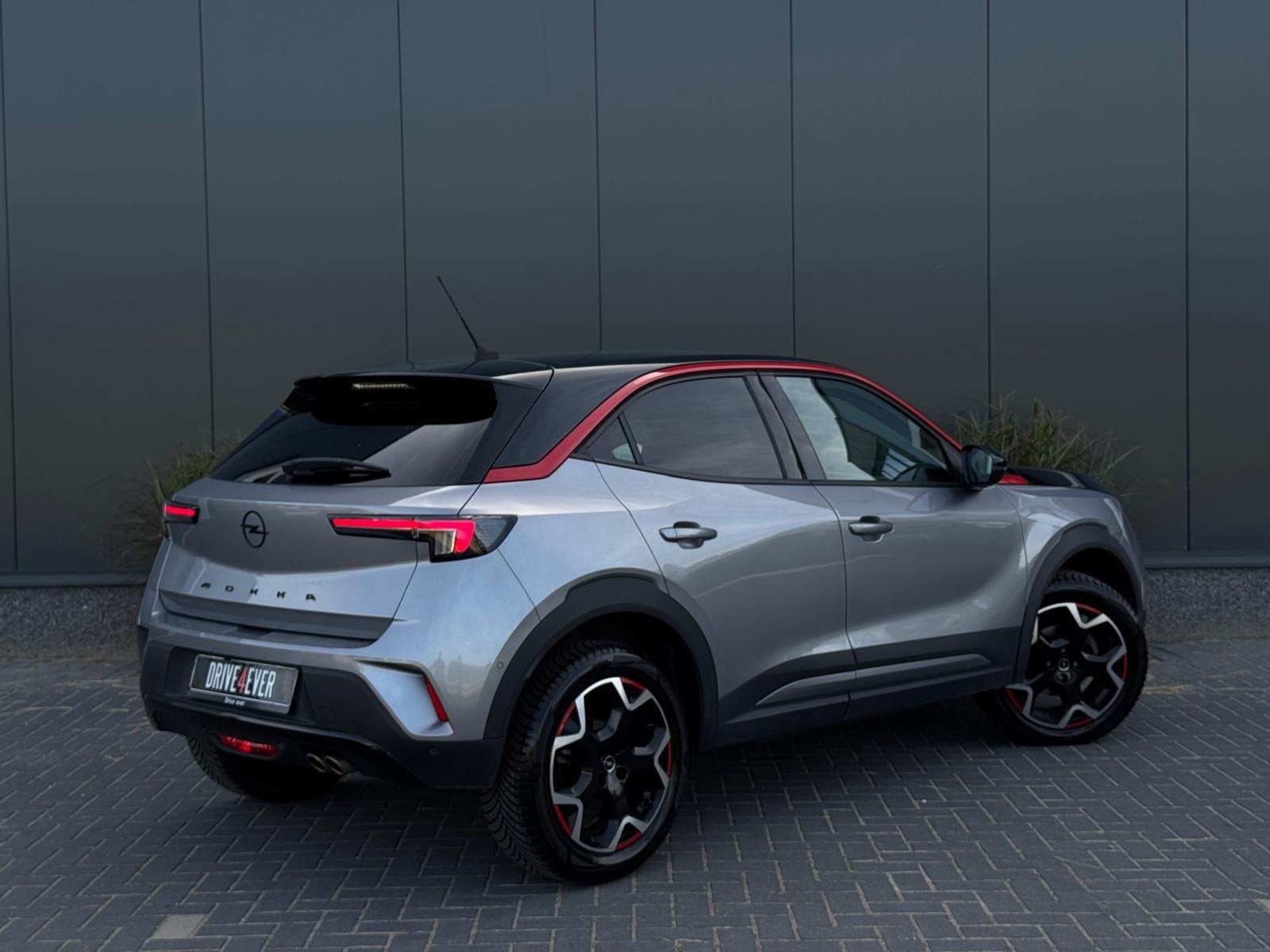 Opel Mokka 1.2 GS Line m23 NAVI|LED|SPORTVELGEN|CLIMATE|CR C, Auto's, Opel, Voorwielaandrijving, Gebruikt, Zwart, 1199 cc