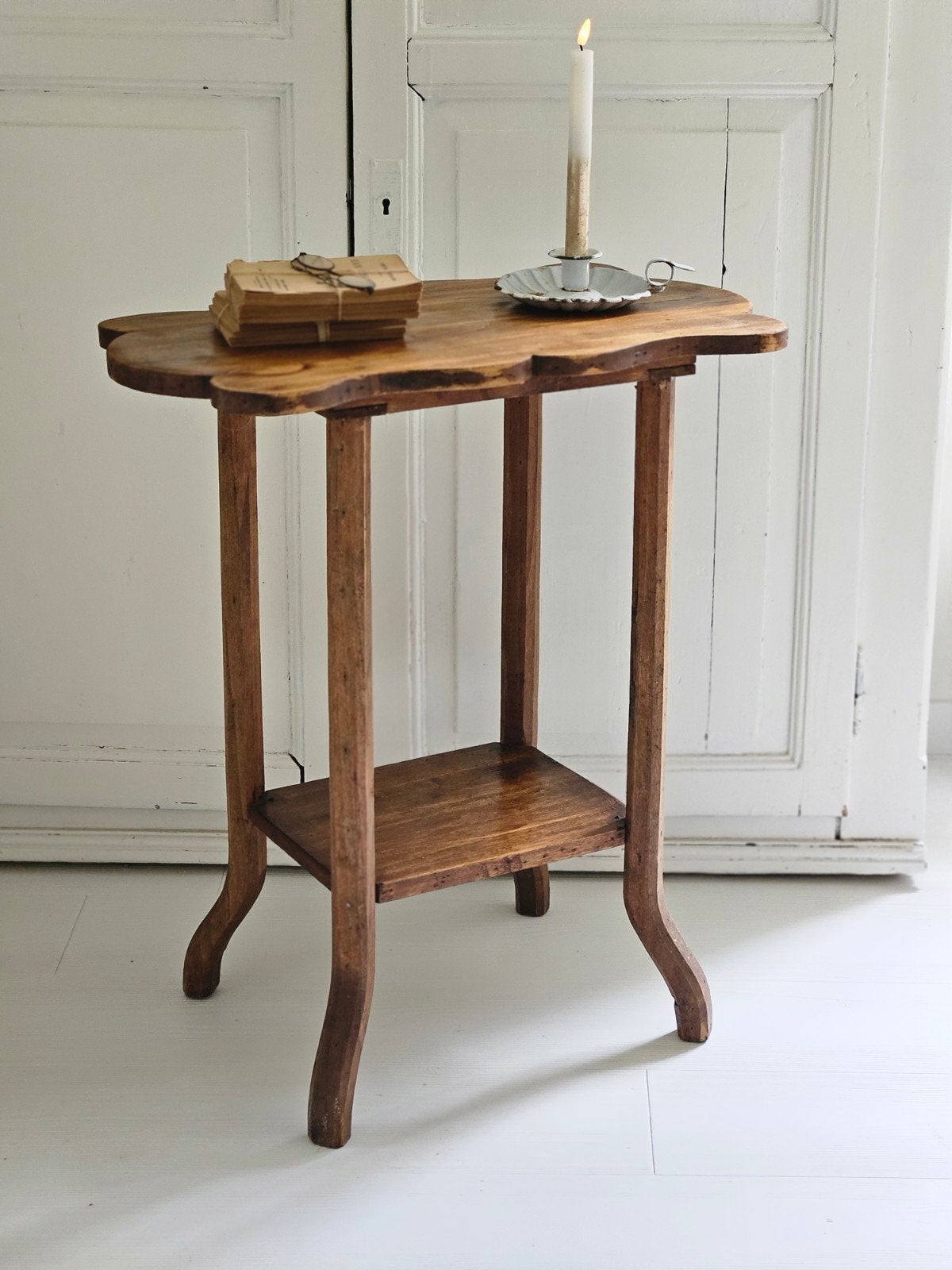 sfeer, gezelligheid in huis met deze mooie Franse wijntafel, Ophalen, 25 tot 50 cm, Rechthoekig