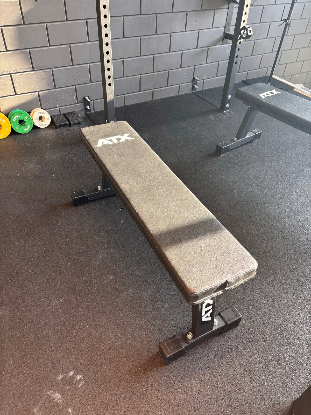 ATX Fitness Bankje - Ideaal voor Krachttraining, Sport en Fitness, Ophalen, Krachtstation, Armen, Zo goed als nieuw