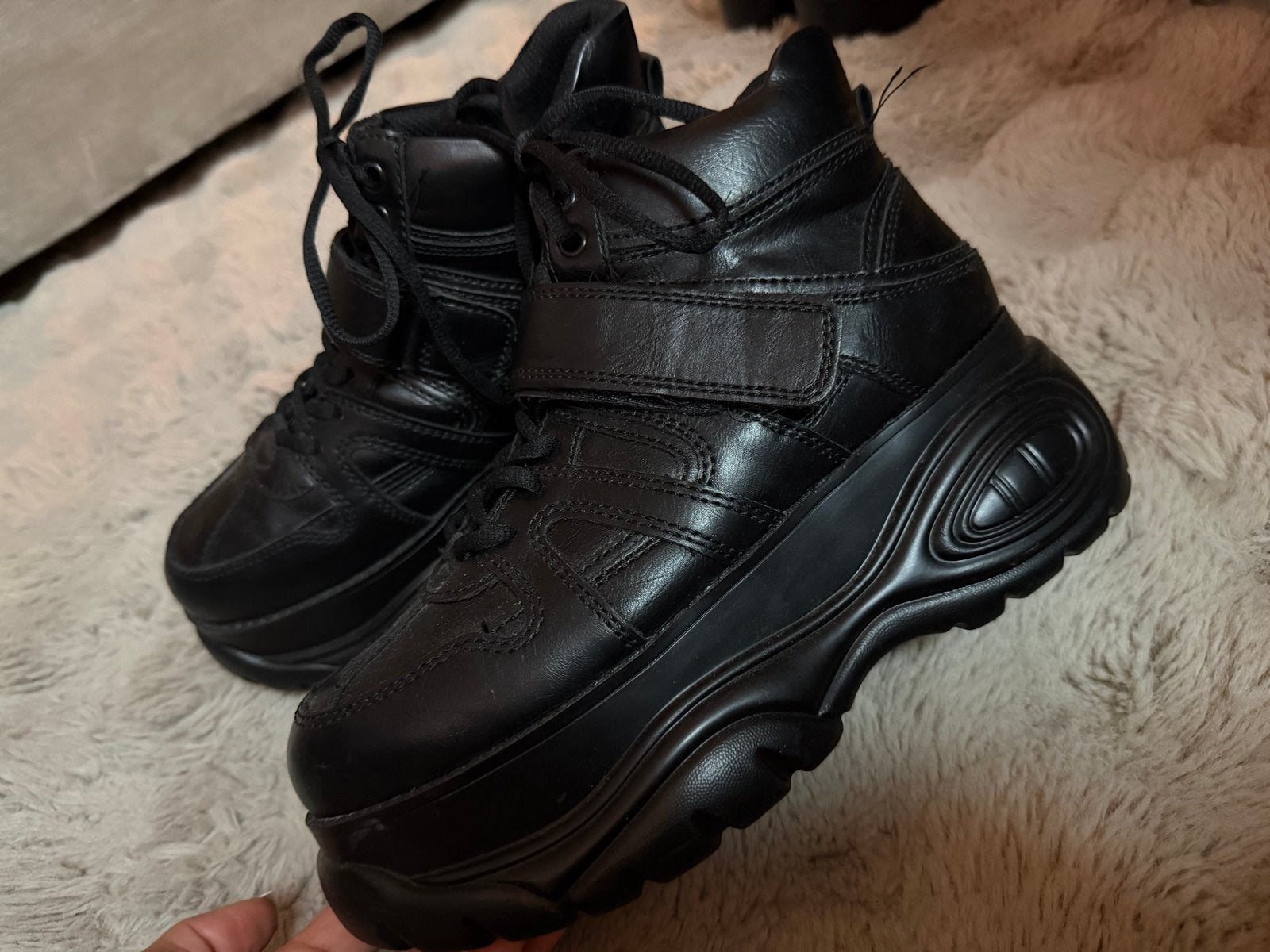 Zwarte Plateau platform  Sneakers - Stoer & Comfortabel, Zwart, Ophalen of Verzenden, Sneakers of Gympen, Zo goed als nieuw