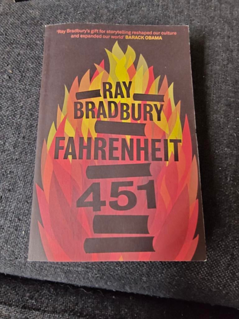Fahrenheit 451 - Ray Bradbury (Engels), Ophalen, Zo goed als nieuw, Ray Bradbury, Europa overig