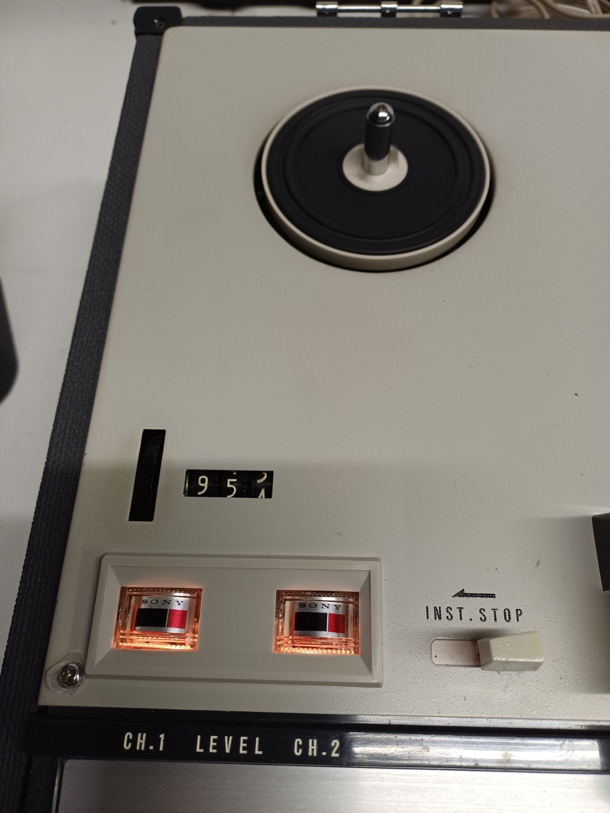 Sony TC-200 bandrecorder in nette staat, werkend, Ophalen of Verzenden, Bandrecorder, Met stofkap