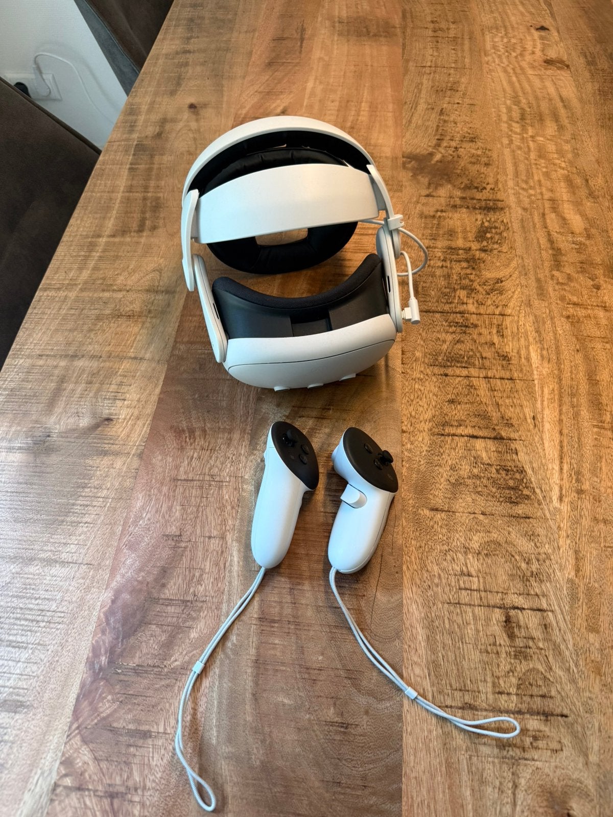 Meta Quest 3 512gb incl. Headstrap met powerbank, Spelcomputers en Games, Virtual Reality, Ophalen, Zo goed als nieuw, VR-bril