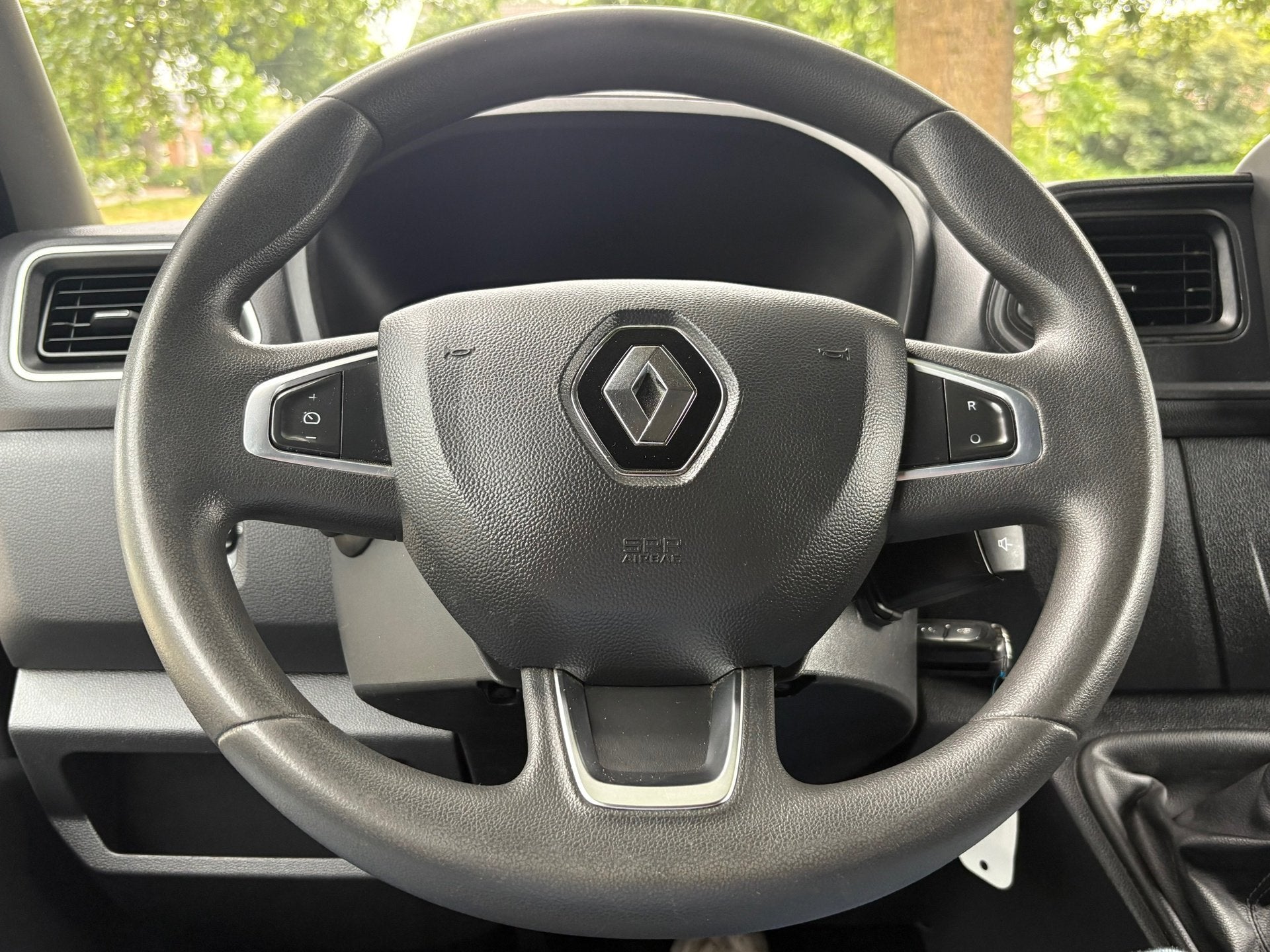 Renault Master T33 2.3 dCi 135 L2H2 Work Edition* Navi*Cruis, Gebruikt, 4 cilinders, Renault, 2500 kg