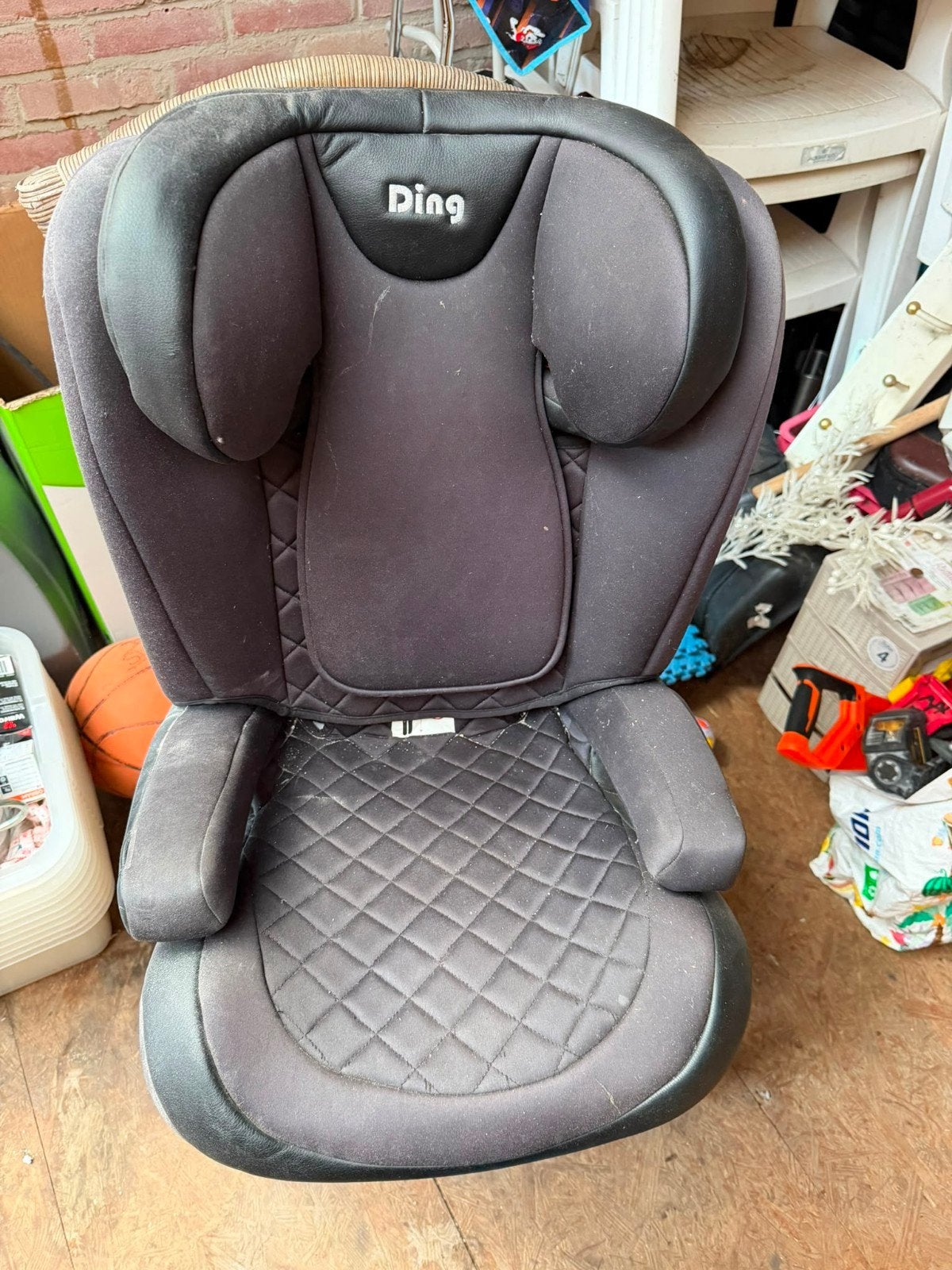 Ding autostoel - Zwart, gebruikt, Overige merken, 9 t/m 36 kg, Gebruikt, Autogordel