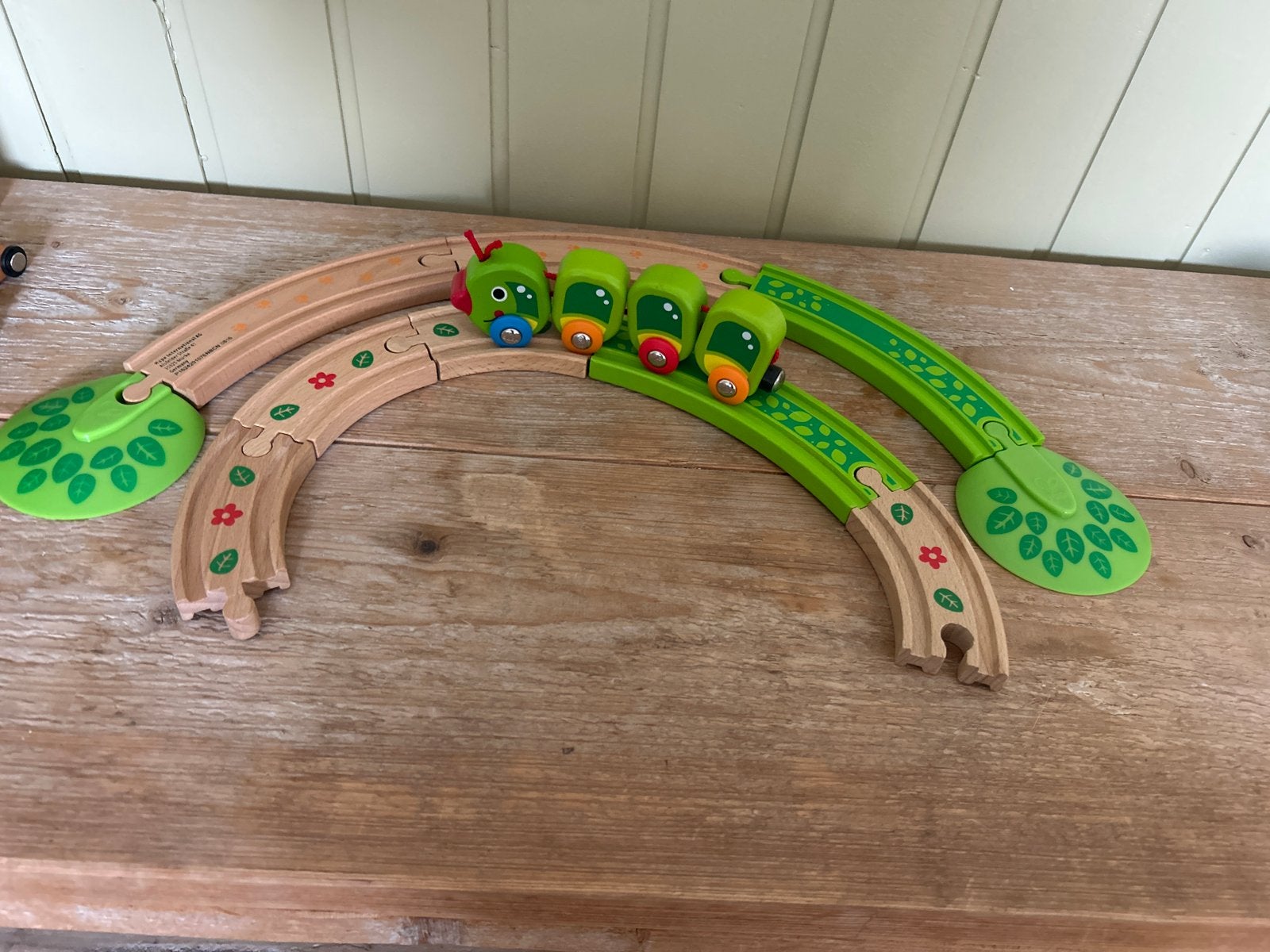 Hape Houten treinbaan met rups trein, Ophalen, Gebruikt