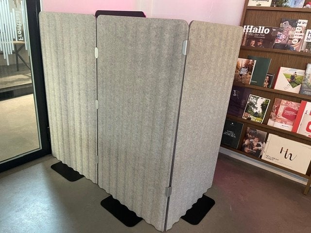 3 Akoestische panelen op voet. € 100 p.st., Ophalen, Zo goed als nieuw, Overige materialen, 20 tot 50 mm