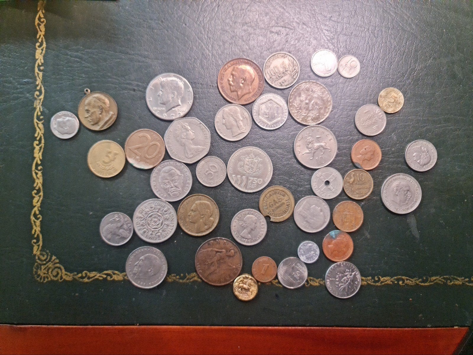 Groot lot wereldmunten – oude munten uit diverse landen, Ophalen of Verzenden, 2 euro