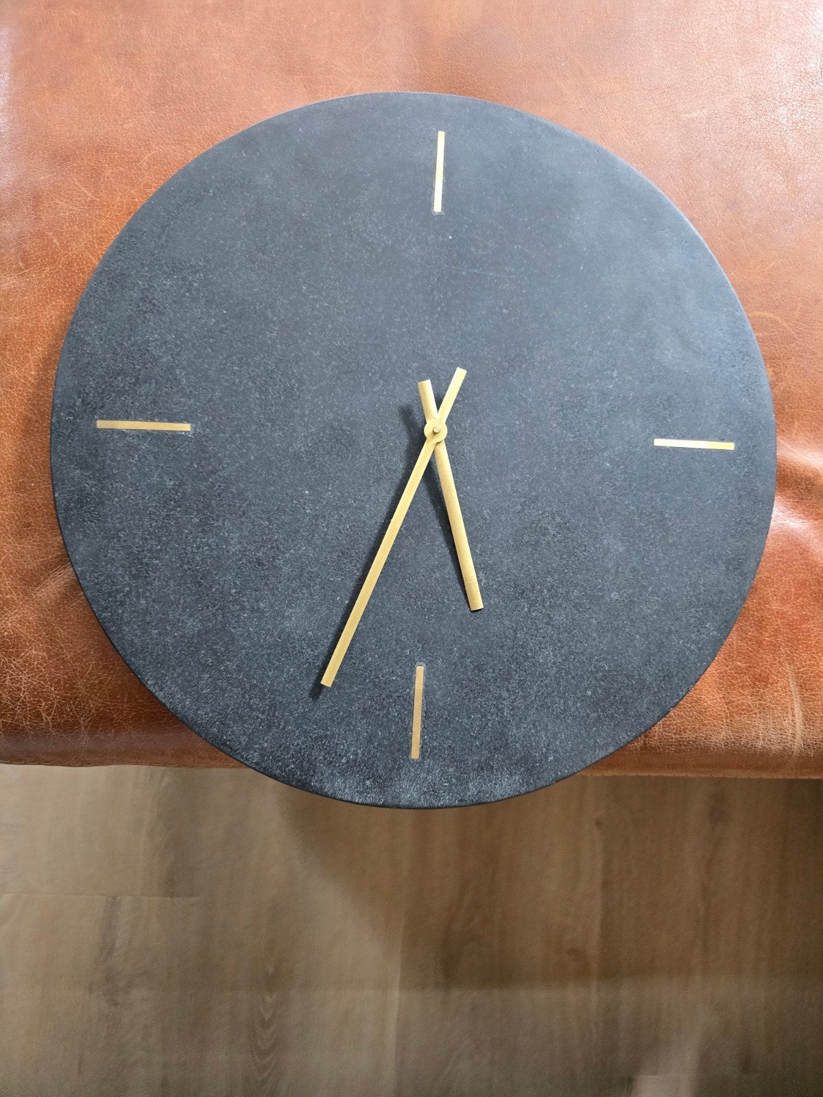 Gratis massieve klok - zie omschrijving, Ophalen, Gebruikt, Wandklok