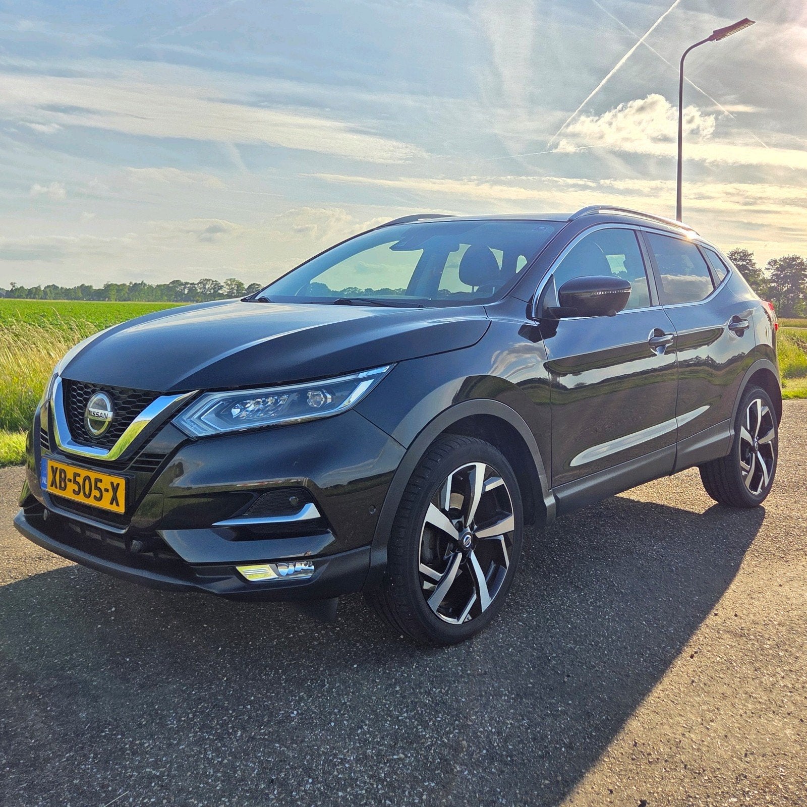 Nissan Qashqai 1.2 Dig-t 85KW 2WD 2018 Zwart, Auto's, Nissan, Particulier, Qashqai, Benzine, D, SUV of Terreinwagen, Handgeschakeld