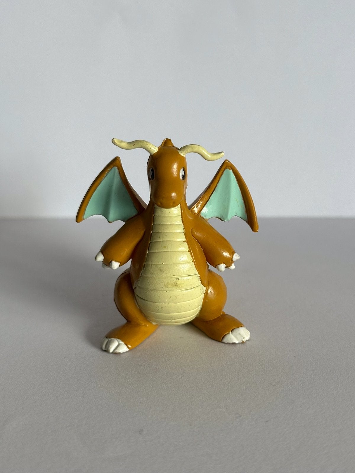 Tomy Pokémon figuurtje Dragonite, Verzamelen, Poppetjes en Figuurtjes, Ophalen of Verzenden, Zo goed als nieuw