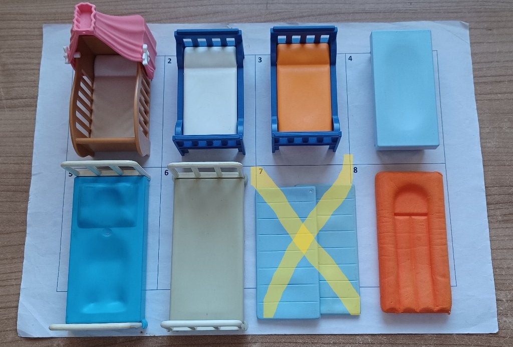 playmobil meubels tafel stoel bed kast, Kinderen en Baby's, Ophalen of Verzenden, Gebruikt, Losse onderdelen