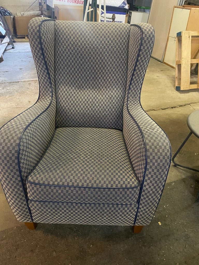 Comfortabele Fauteuil z.g.a.n., Huis en Inrichting, Ophalen, Gebruikt, Minder dan 75 cm, 50 tot 75 cm