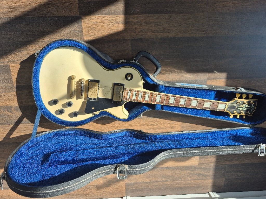 Chevy 'Les Paul ' met Kitty Hawk buizen versterke, Ophalen, Gebruikt, Gitaar, 50 tot 100 watt