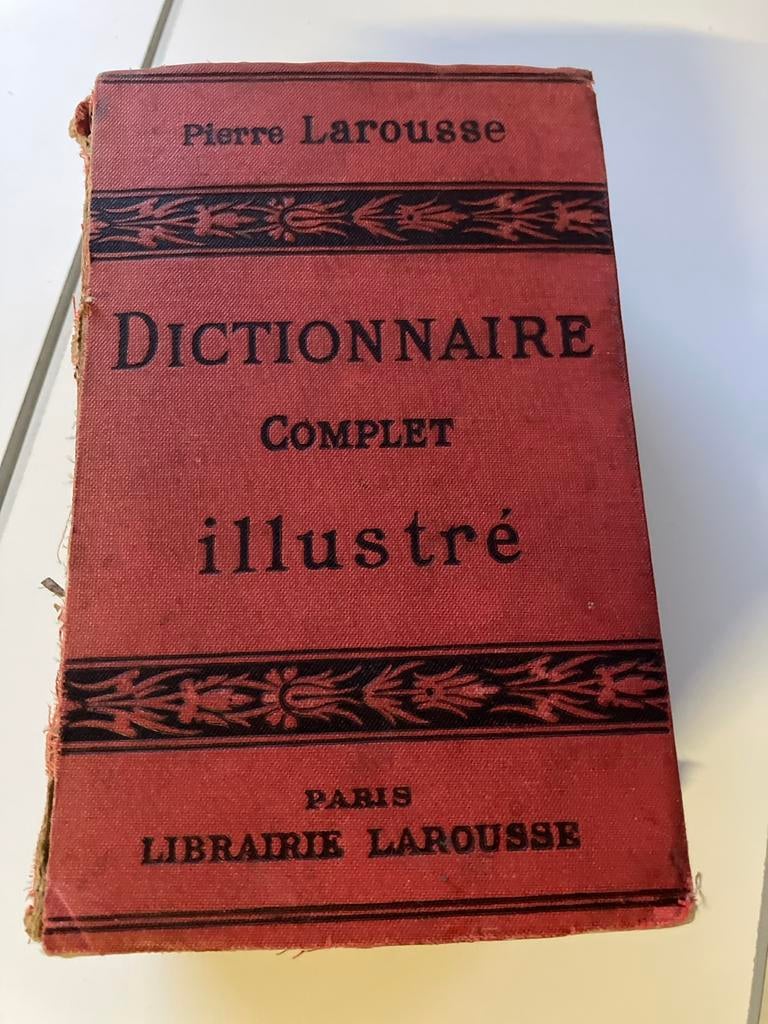Dictionnaire Complet Illustré - Pierre Larousse (1901), Ophalen, Gelezen, Overige uitgevers, Overige talen