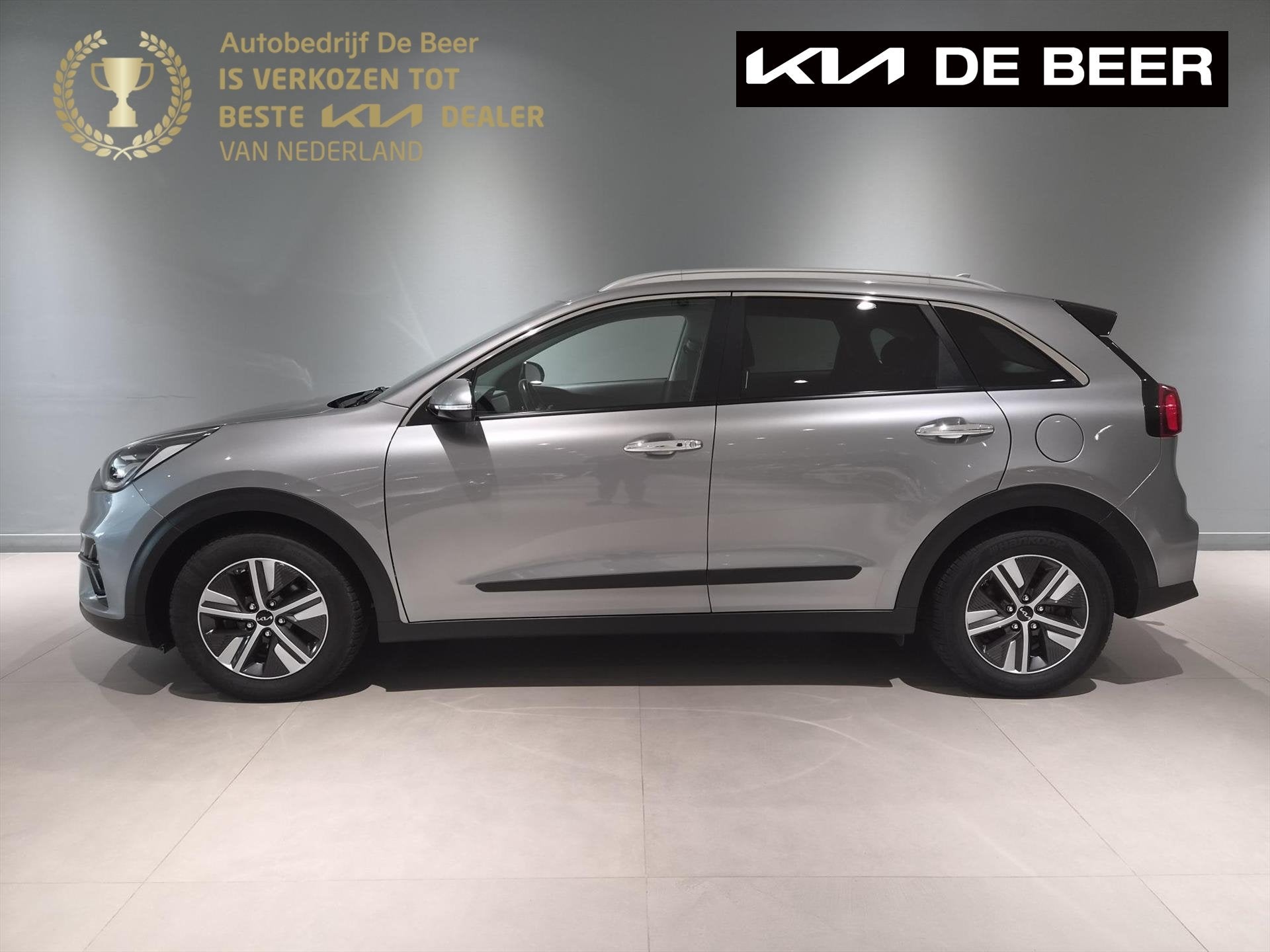 KIA Niro 1.6 GDi Hybrid 141pk DCT6 DynamicPlusLine Leer/ Nav, Auto's, Gebruikt, Adaptive Cruise Control, Kia Top Selectie, 1390 kg