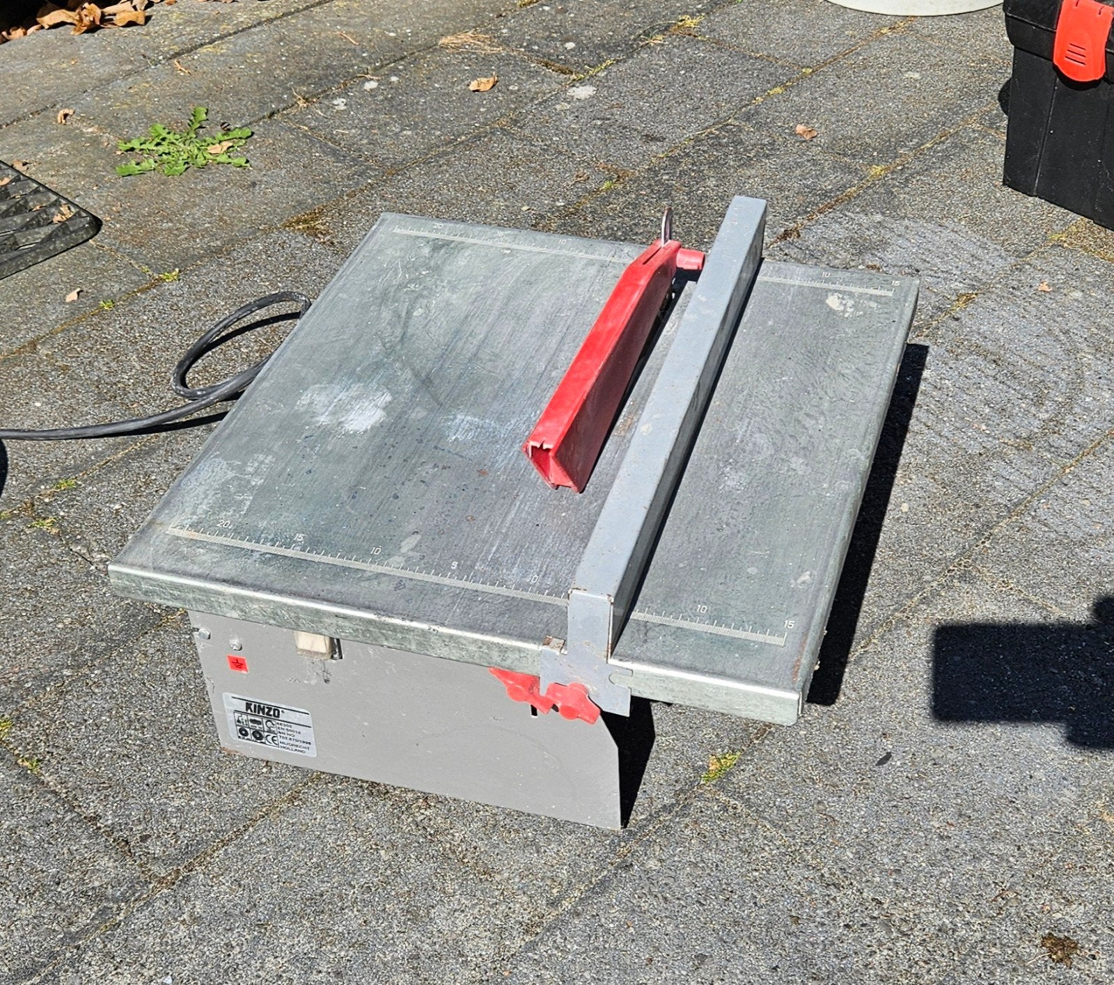 Kinzo Tegelzaag 400W - Perfect voor tegelwerk, Doe-het-zelf en Verbouw, Gereedschap | Zaagmachines, Ophalen, Minder dan 30 mm
