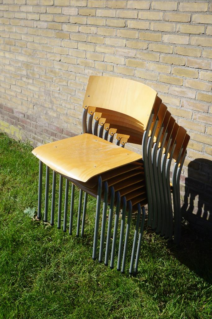 Houten stoelen kantinestoelen schoolstoelen, Ophalen, Gebruikt, Bruin, Vijf, Zes of meer stoelen