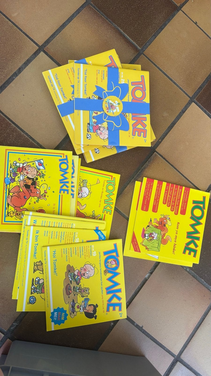 Grote collectie Tomke stripboeken en knuffels, Complete serie of reeks, Ophalen of Verzenden, Gelezen