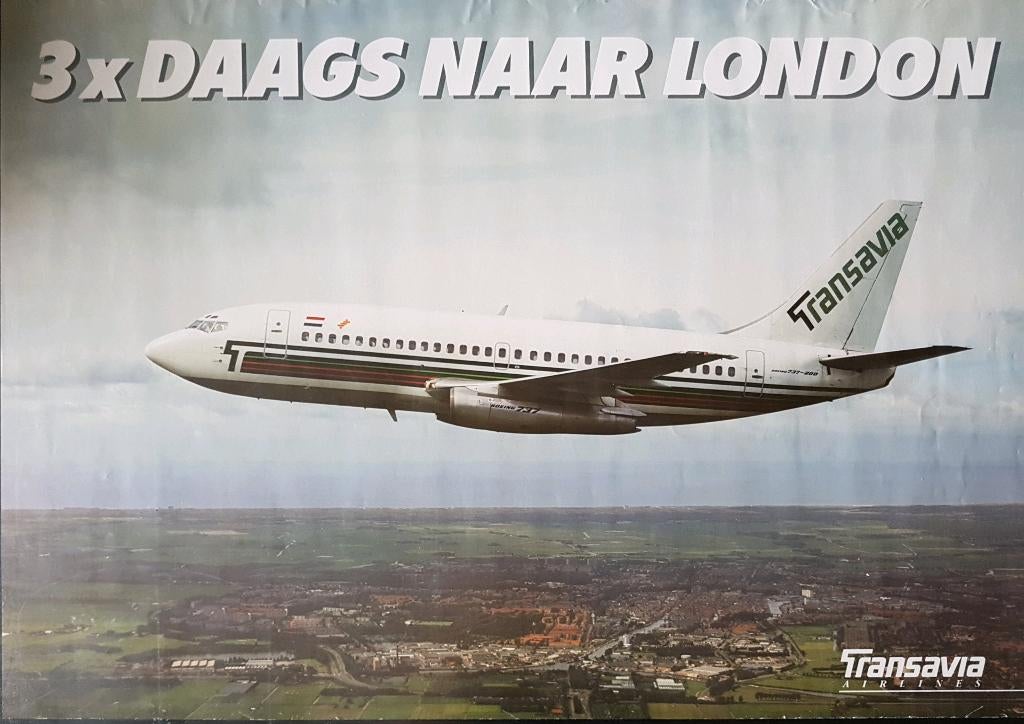 Poster Transavia B737, Verzamelen, Luchtvaart en Vliegtuigspotten, Ophalen of Verzenden, Zo goed als nieuw, Kaart, Foto of Prent