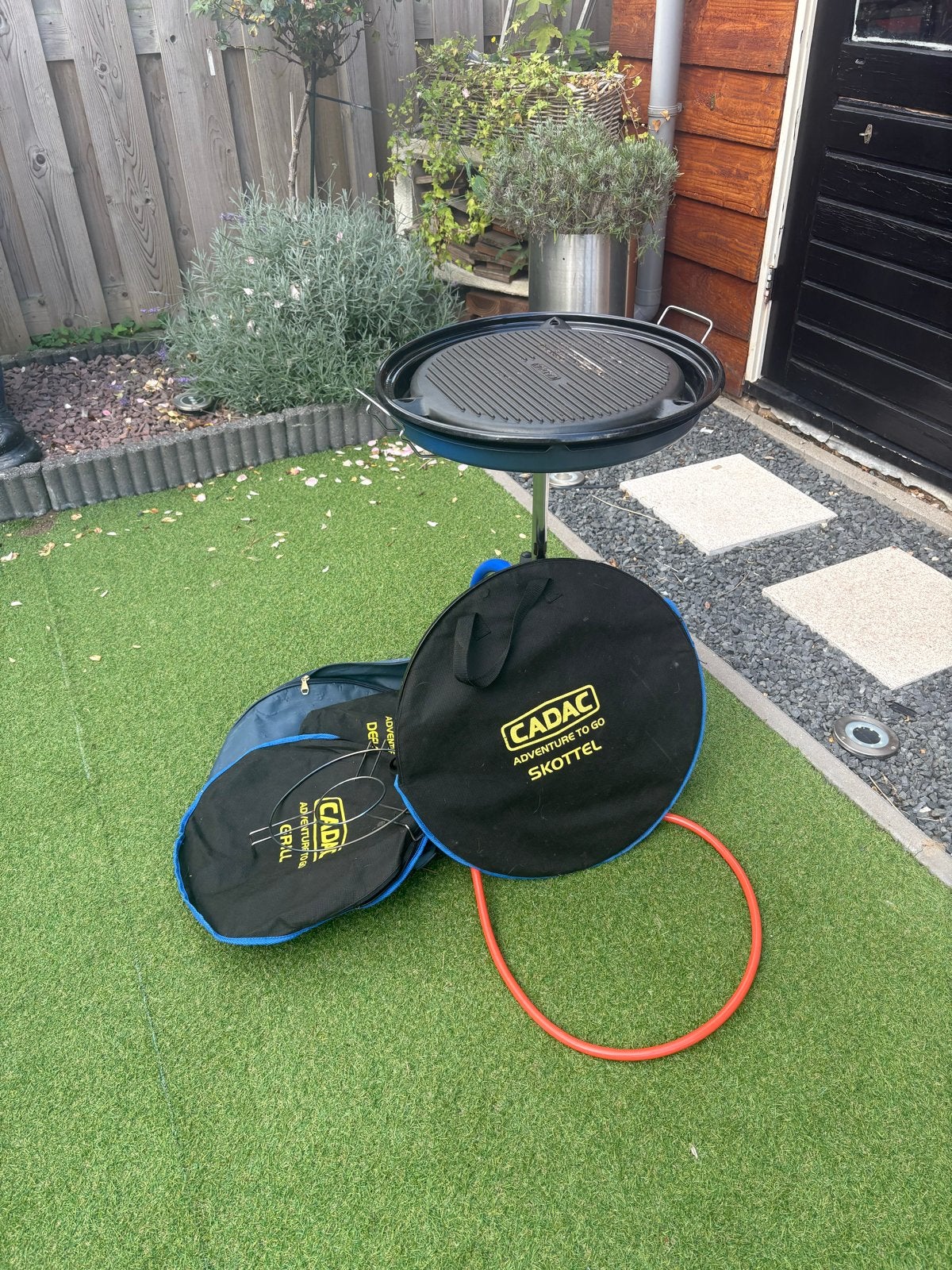 Cadac Skottelbraai met grillplaat en draagtassen, Ophalen, Gebruikt