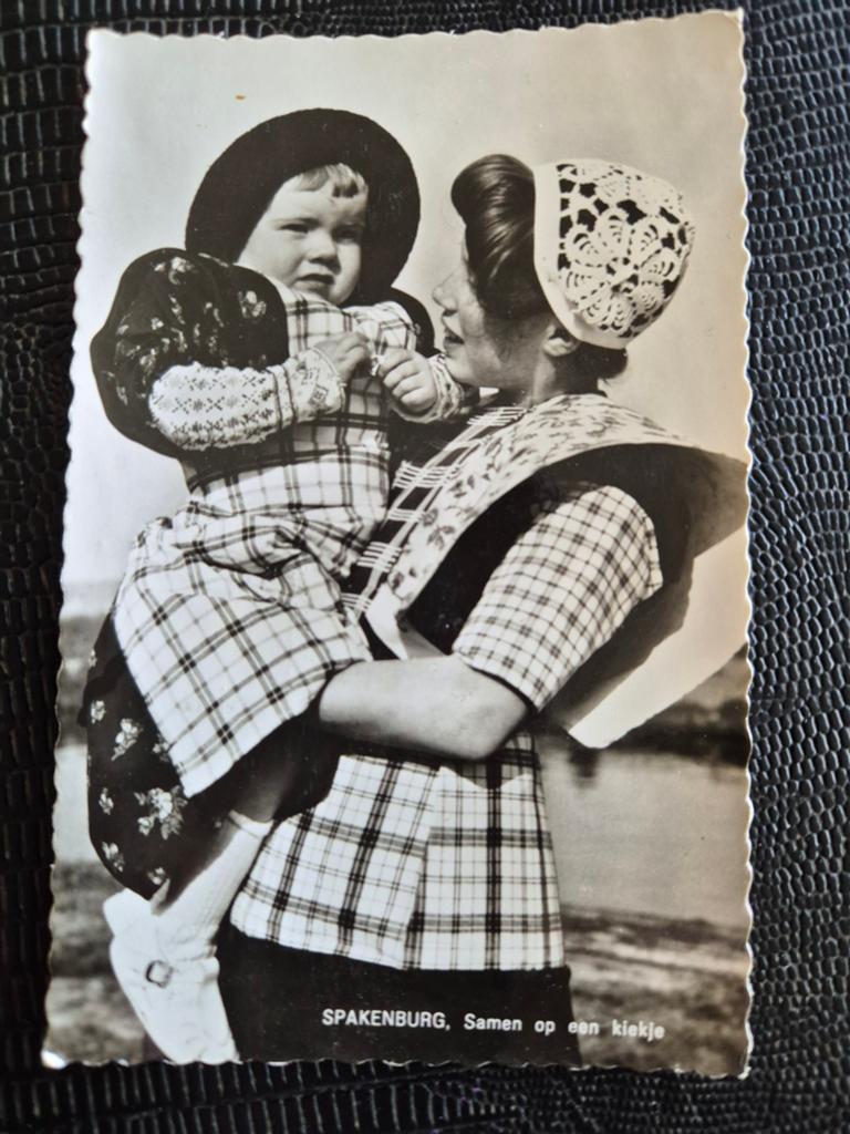 Oude Ansichtkaart Spakenburg, klederdracht, Ophalen of Verzenden, 1940 tot 1960, Gelopen, Utrecht