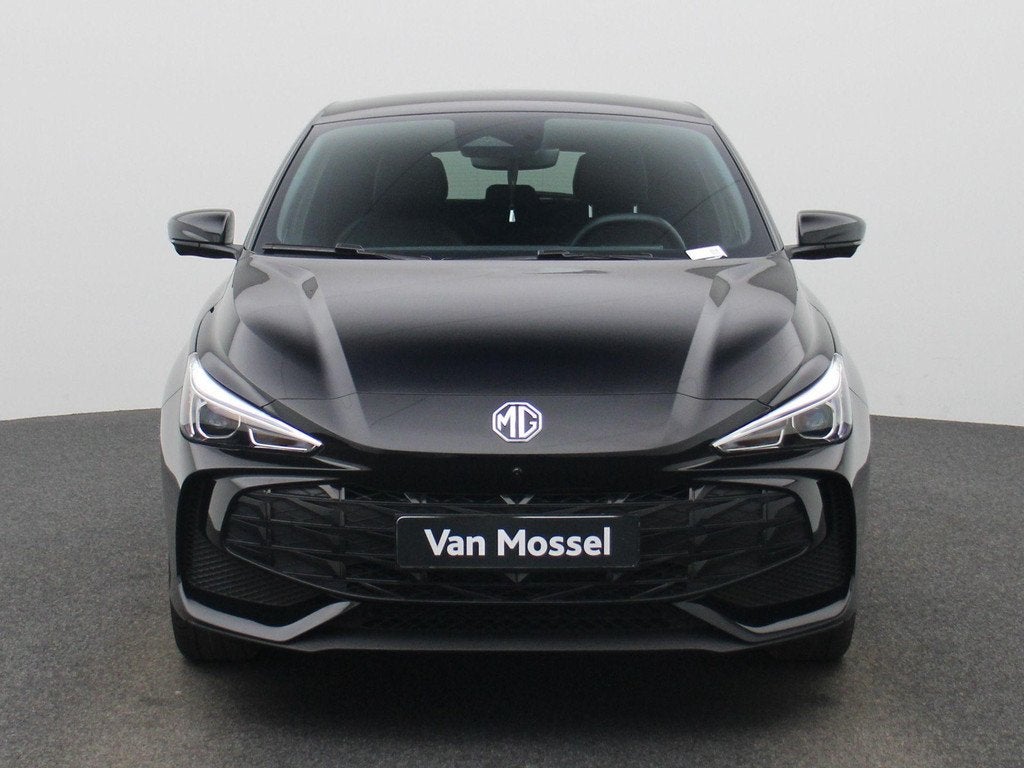MG 3 1.5 Hybrid+ Aut. Luxury | Navi | Led Koplampen | Stoel, 12 maanden, 4 cilinders, 1283 kg, Zwart