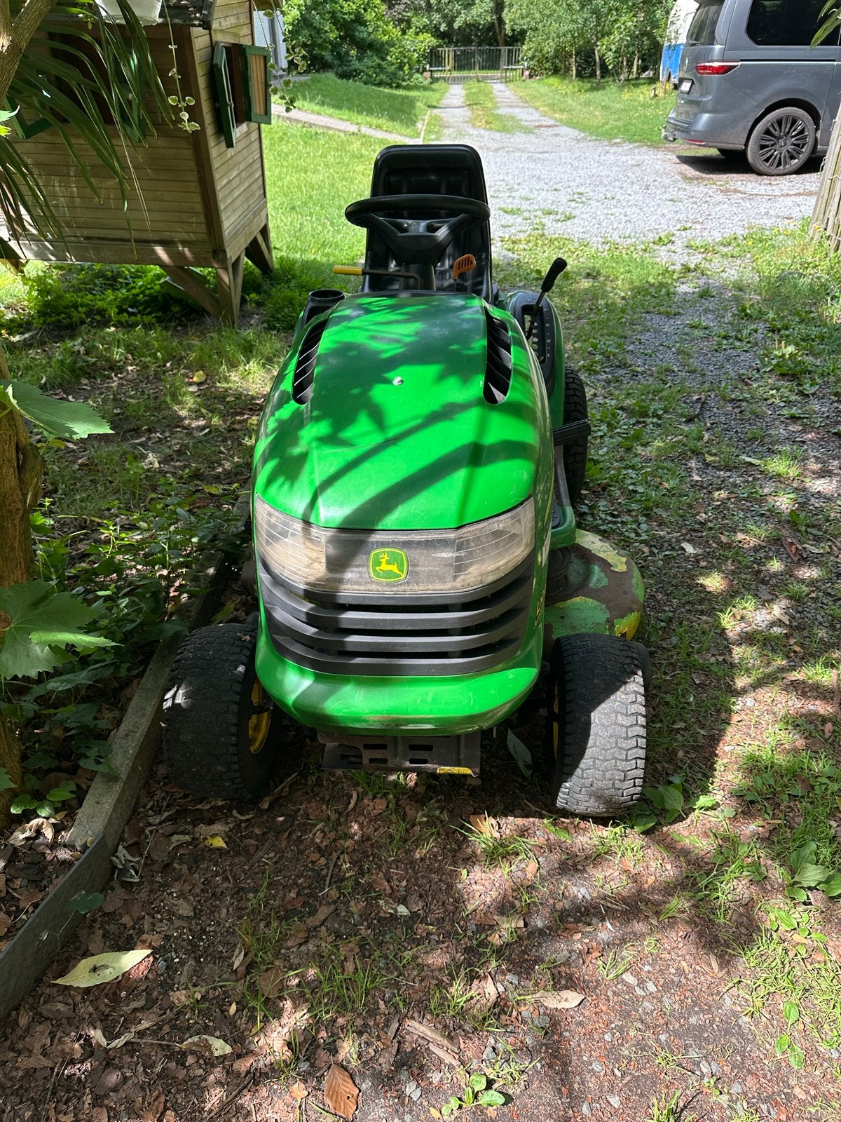 John Deere L105 hudrostaat Zitmaaier - Technisch perfect, Tuin en Terras, Grasmaaiers, Ophalen, Cirkelmaaier, Gebruikt, Benzine-grasmaaier