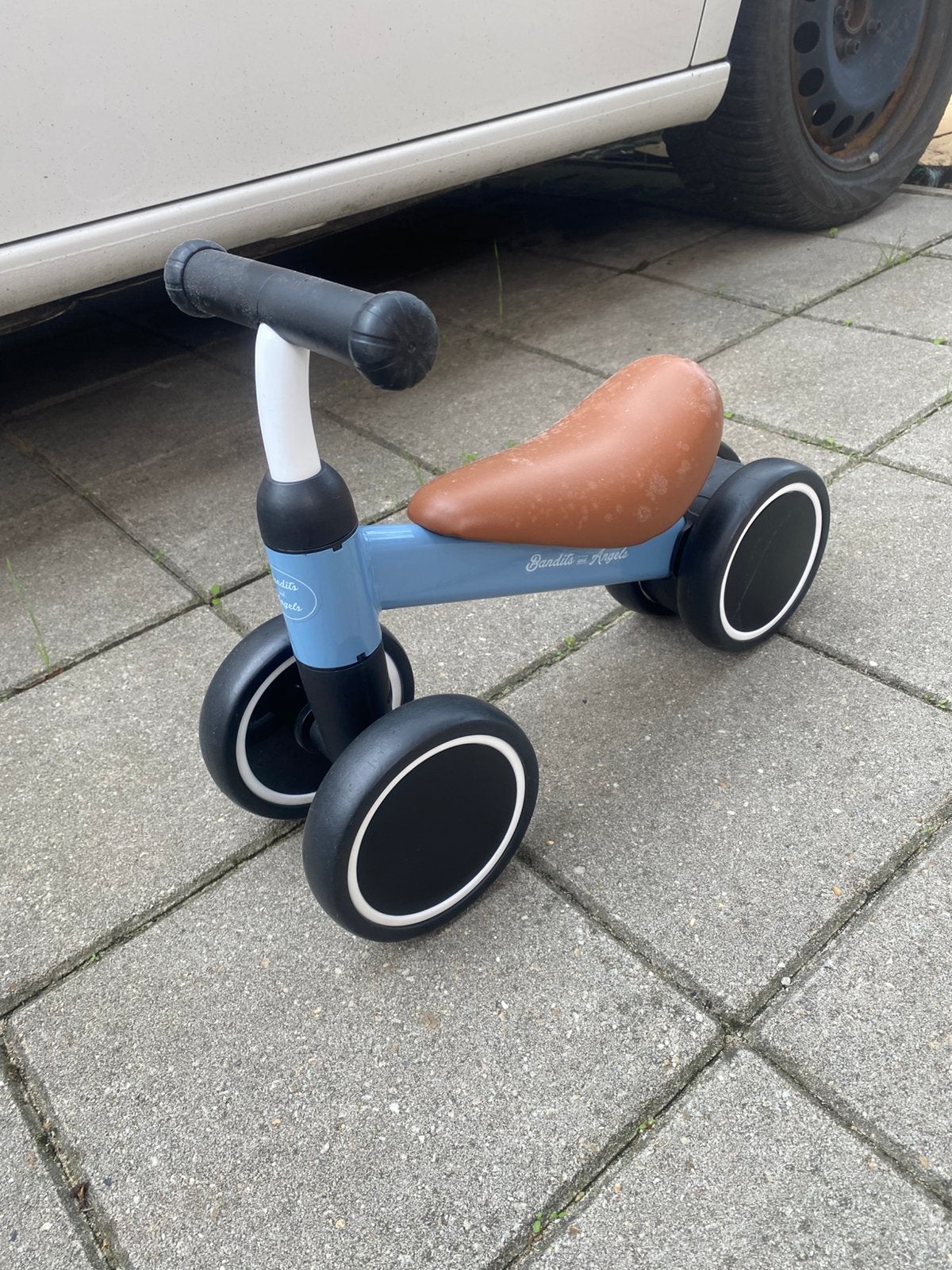 Kinder fietsje “Bandits and Angels, Ophalen, Zo goed als nieuw