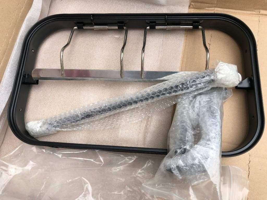 Pakpapier papierrolhouder met snijmes mm breed, nieuw., Diversen, Ophalen of Verzenden, Nieuw