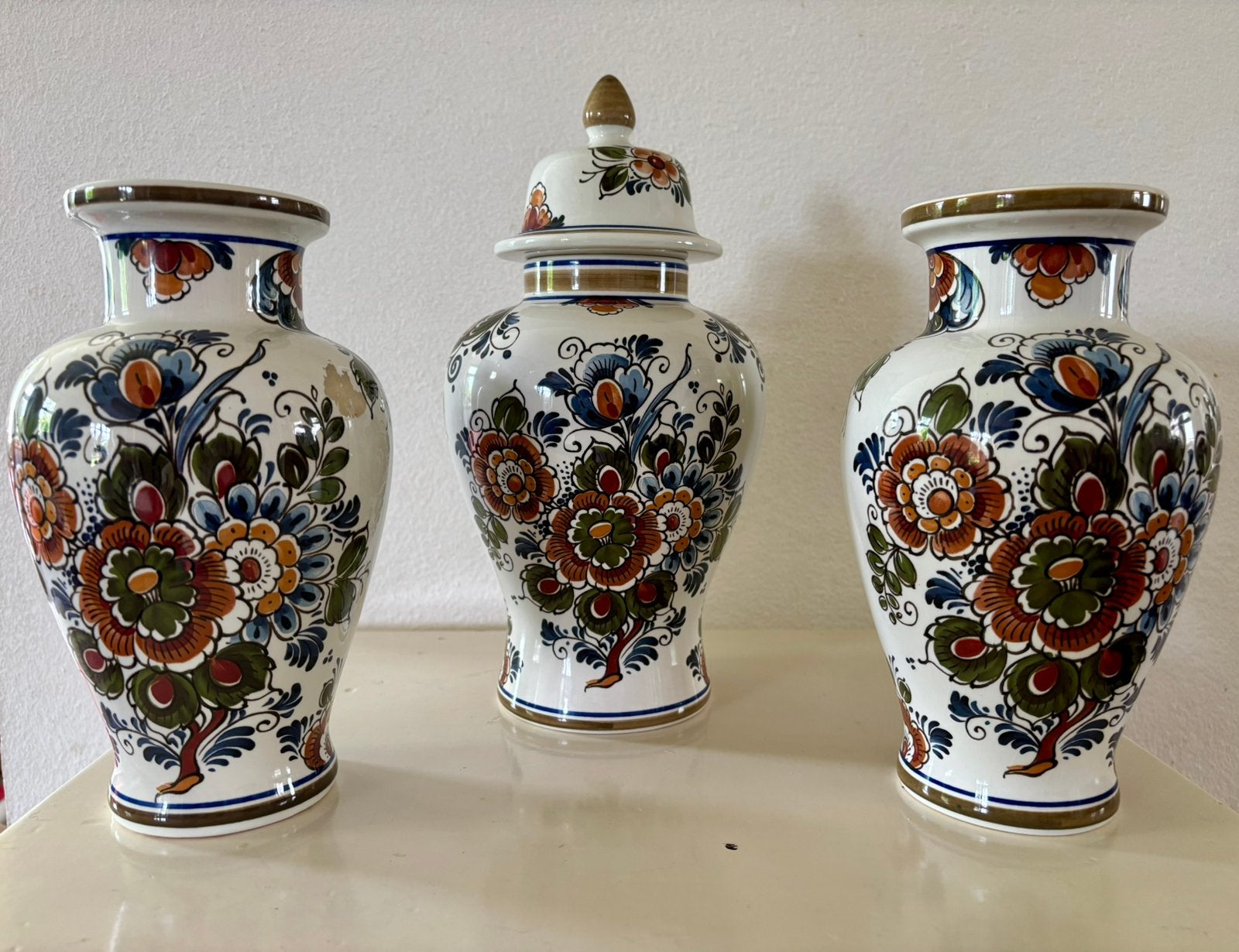 Flora Keramiek Delft Polychroom 3-delig, Ophalen of Verzenden, Overige kleuren