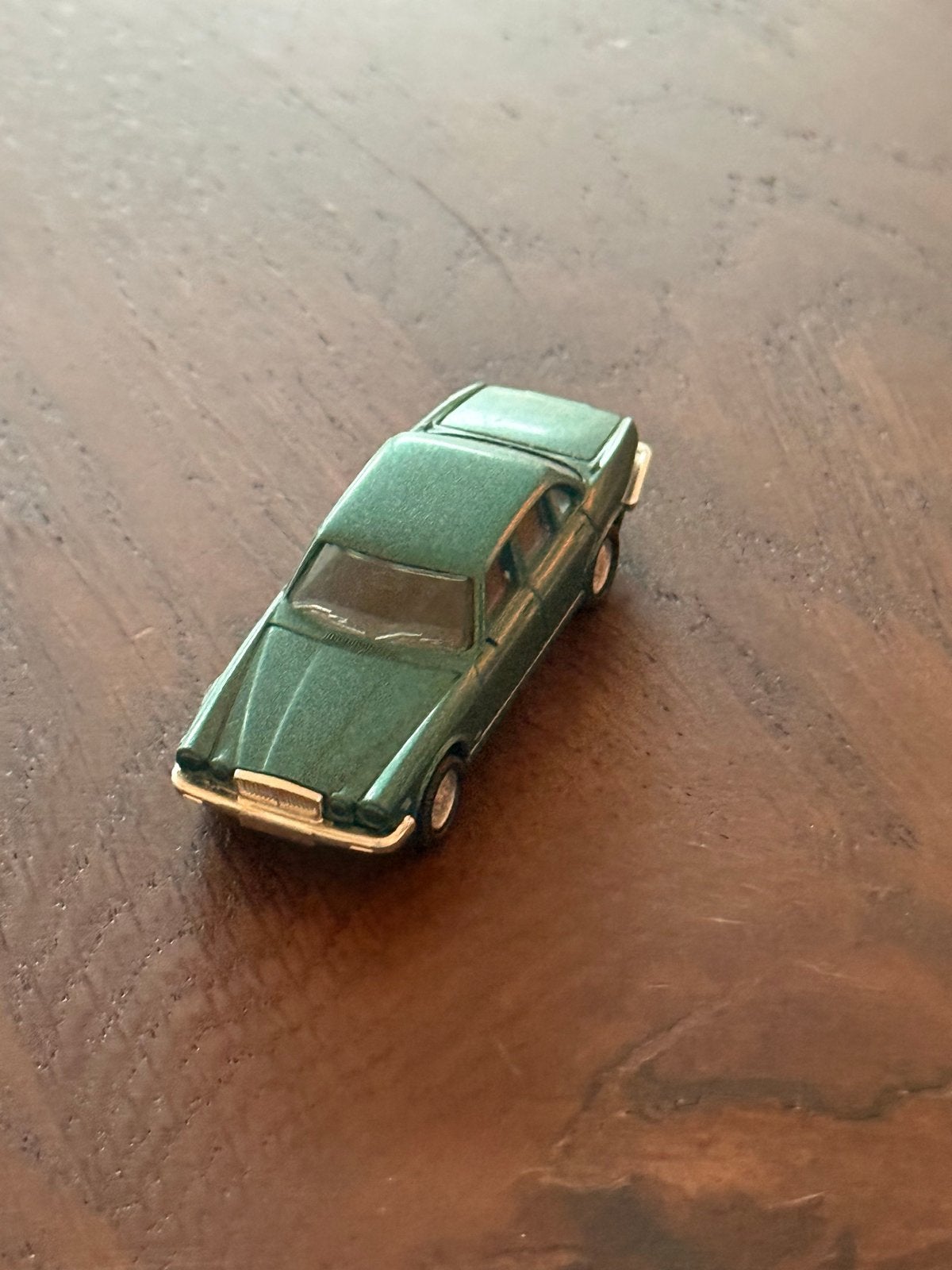 Wiking jaguar xj 1:87, Hobby en Vrije tijd, Ophalen of Verzenden, Zo goed als nieuw, Auto, Wiking