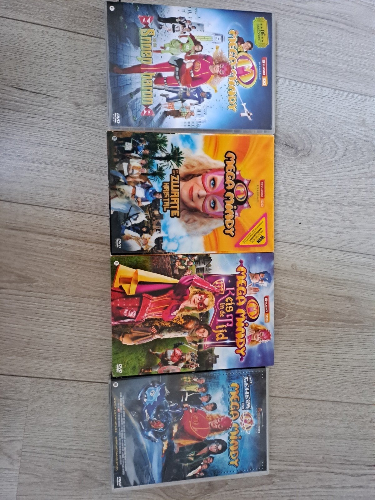 Mega Mindy Dvd pakket 4 stuks Studio 100 dvd's, Gebruikt, Alle leeftijden, Overige typen, Ophalen of Verzenden