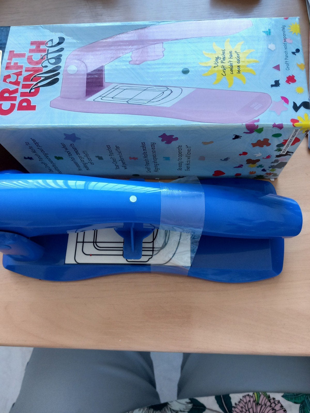 Handige ponshulp voor alle maten ponsen, Ophalen, Gebruikt, Geschikt voor karton, Overige thema's