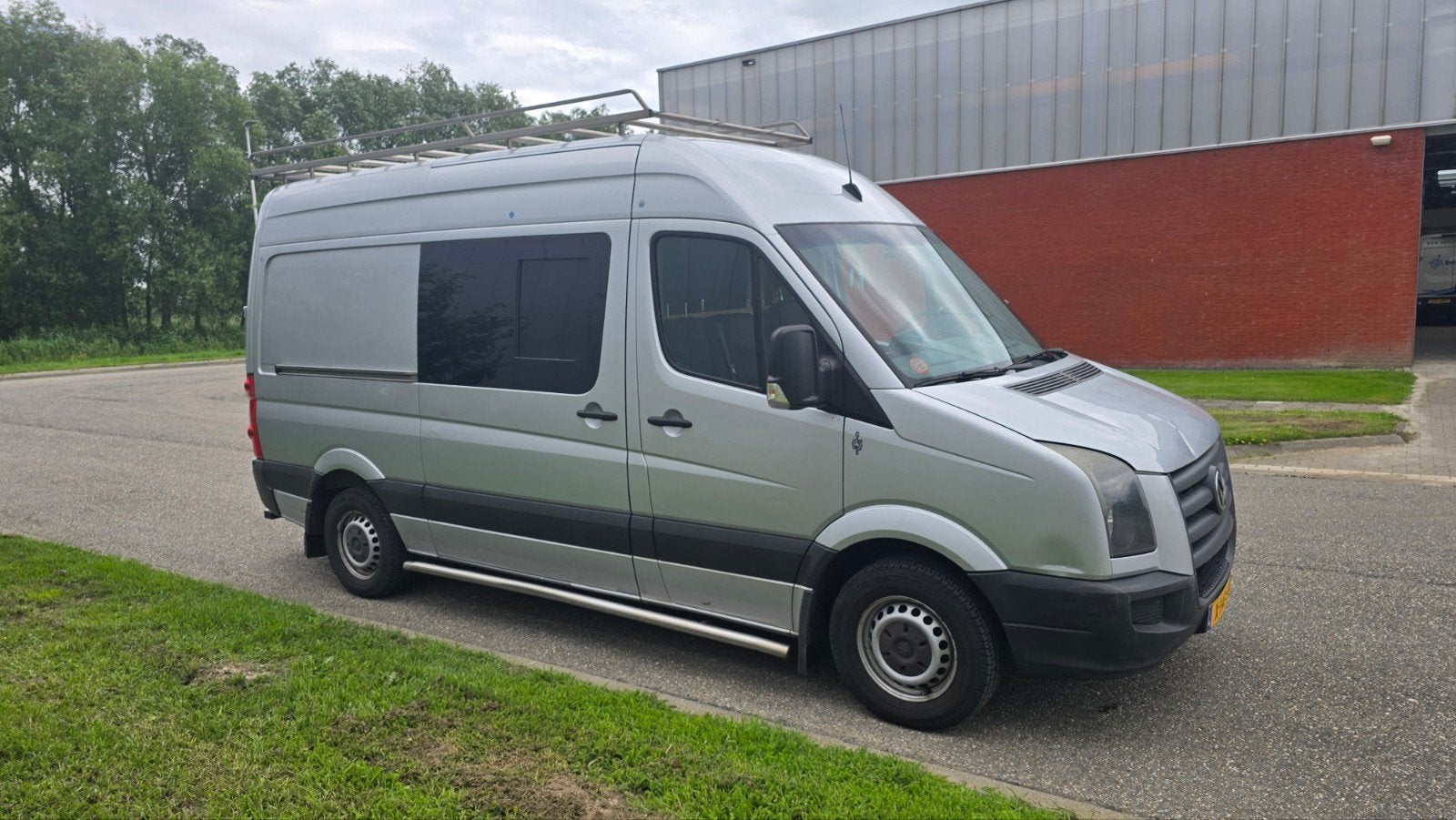 Volkswagen Zelfbouw Camper 2009, Auto's, Volkswagen, 241 €/maand, Diesel, Particulier, Zilver of Grijs