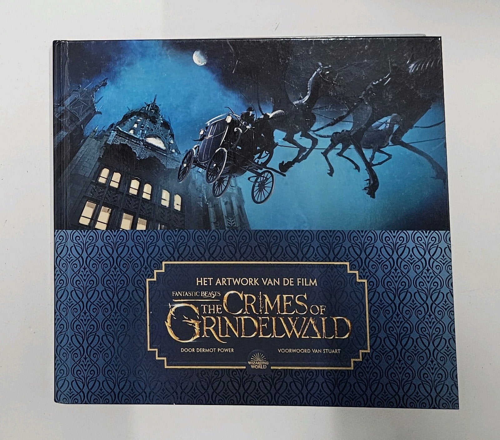 Het artwork van de film Fantastic Beasts: The Crimes of Grin, Boeken, Ophalen of Verzenden, Zo goed als nieuw, Dermot Power