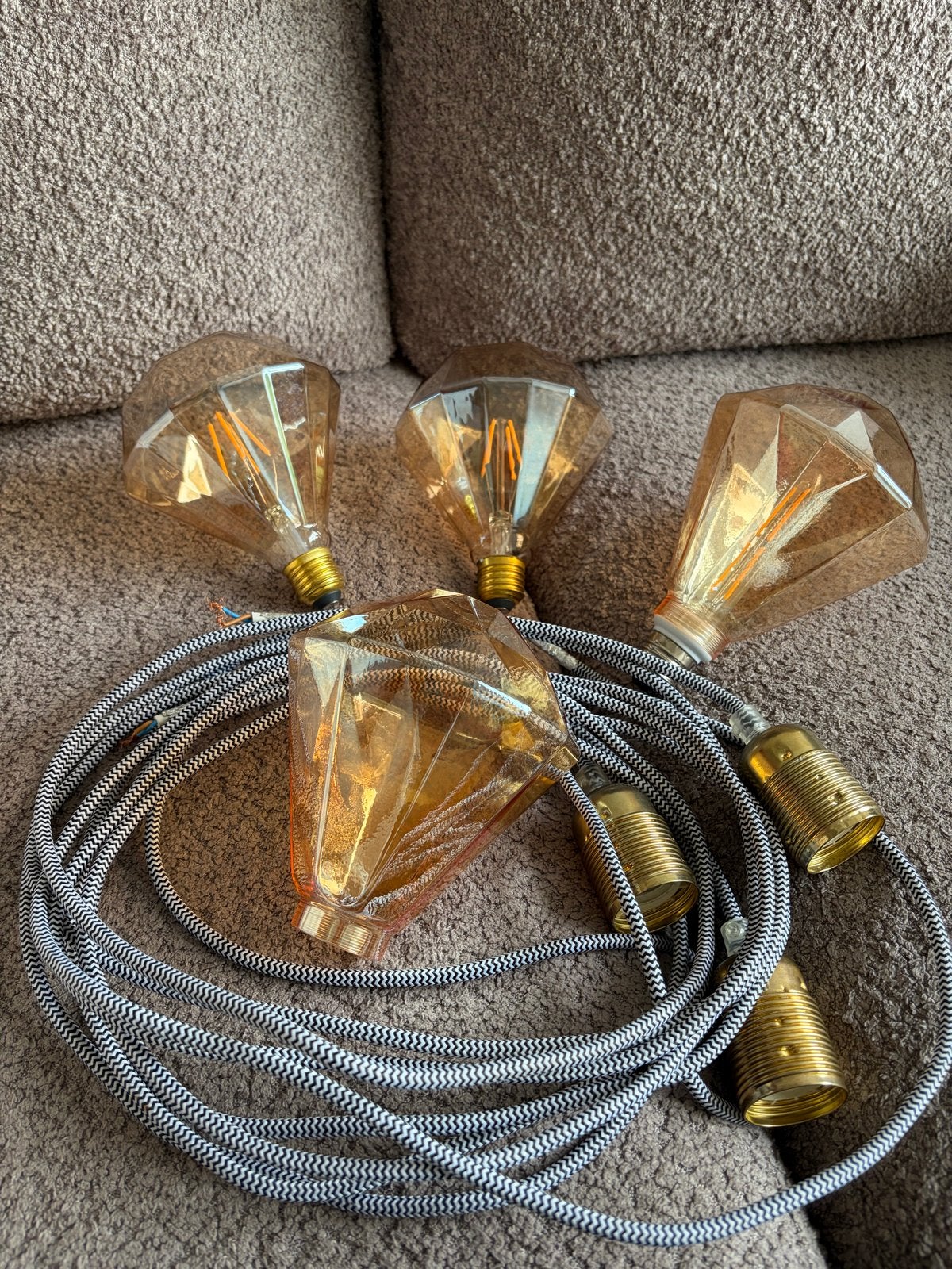 4 Glazen Hanglampen met Messing Fittingen en Strijkijzerdraa, Huis en Inrichting, Ophalen, Minder dan 50 cm, Gebruikt, Glas
