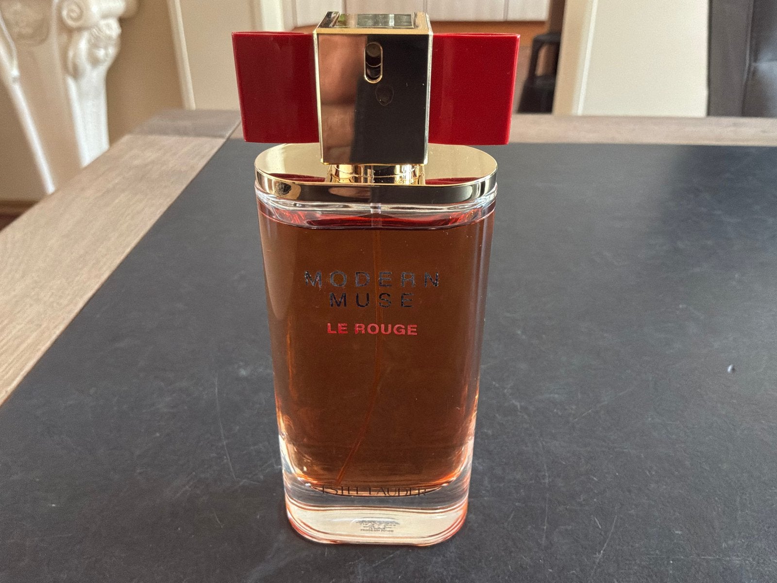 Estee Lauder Modern Muse Le Rouge EDP 100ml Zeldzaam, Ophalen of Verzenden, Zo goed als nieuw