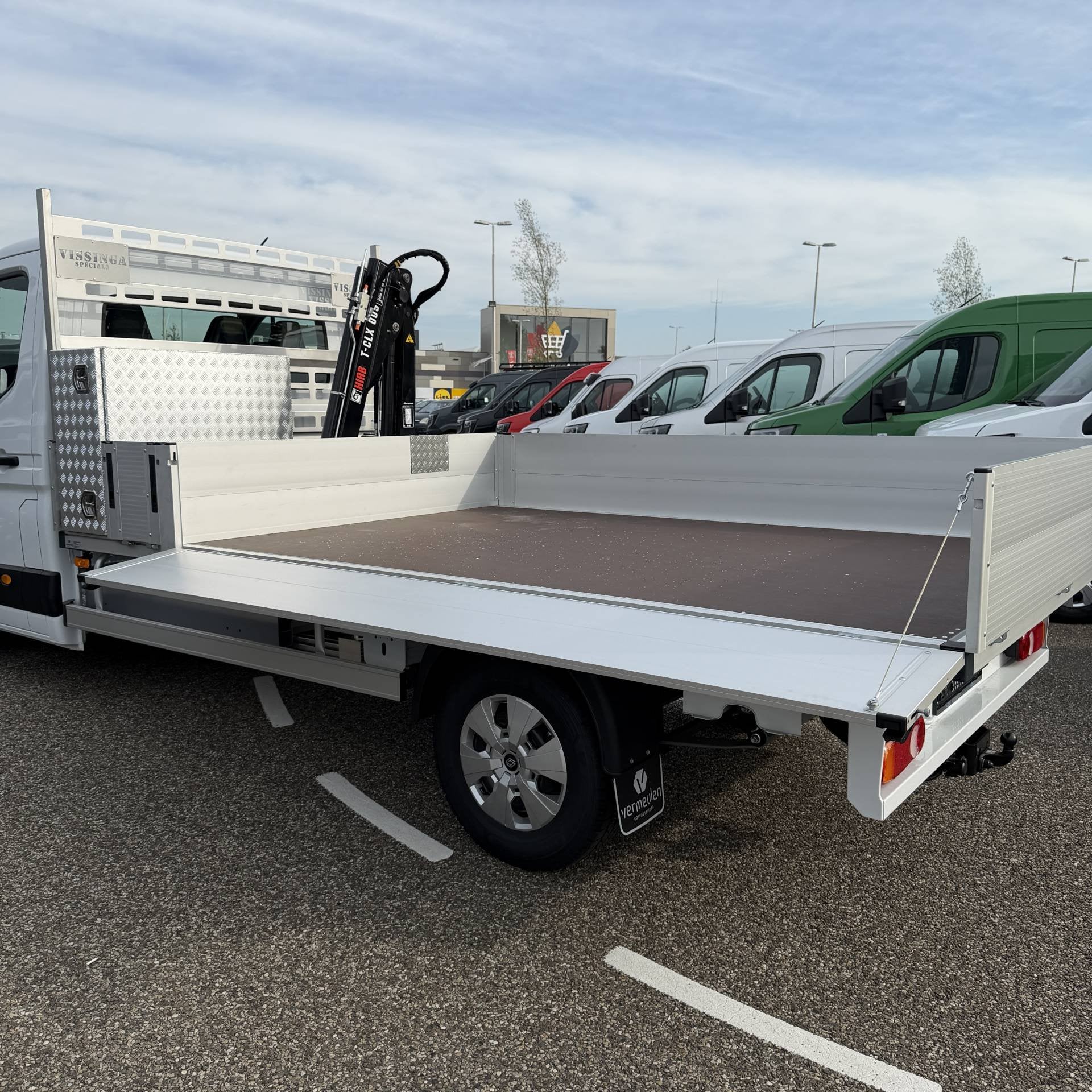 Renault Master E-Tech Pick-up + HIAB kraan + trekhaak, Stof, 2900 kg, Wit, Nieuw