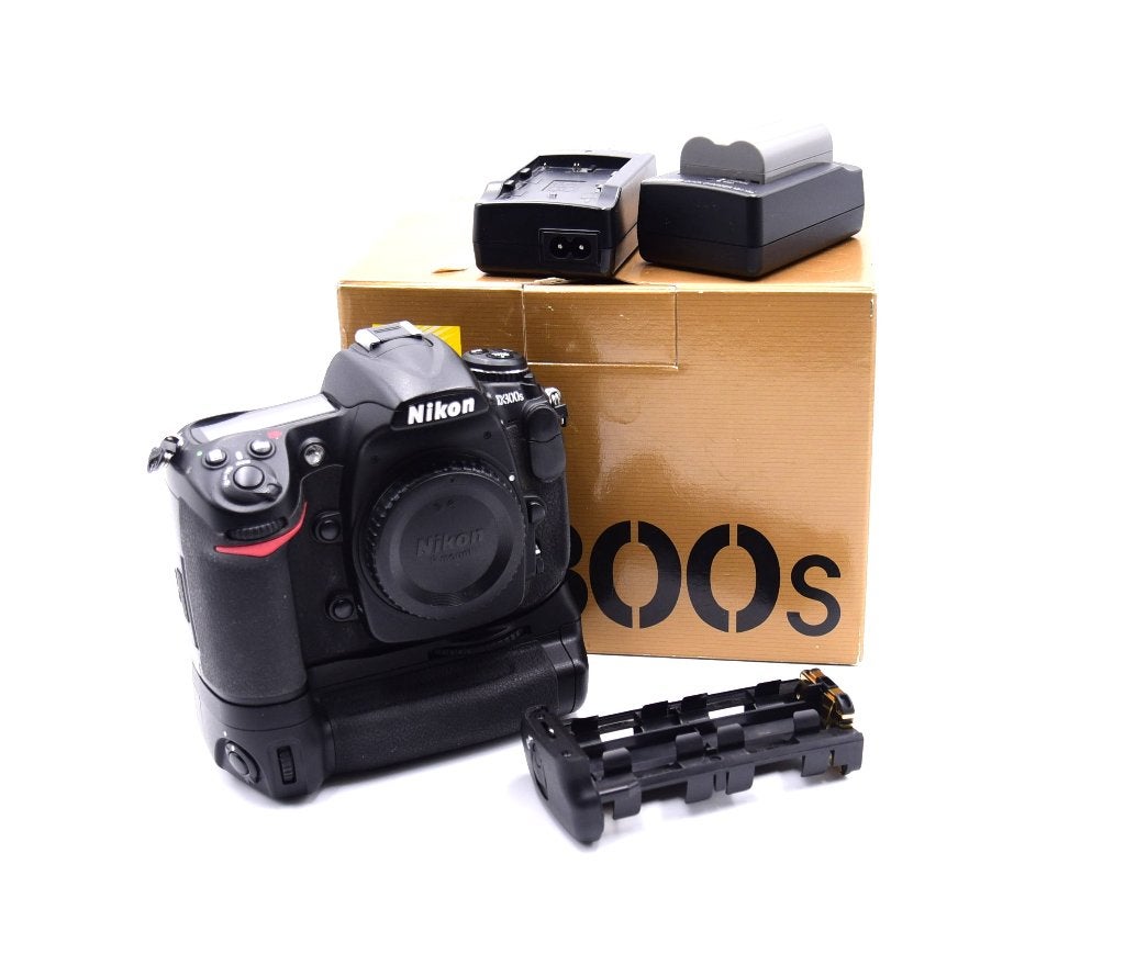 Nikon D300s plus MB-D10, Ophalen, Gebruikt, Spiegelreflex, Nikon