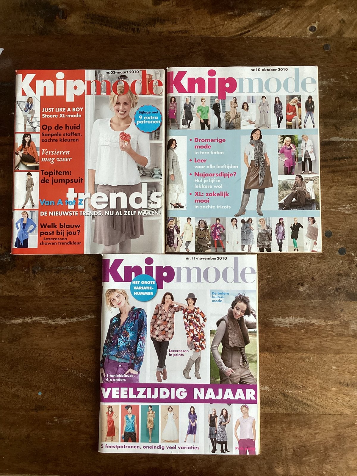 3x Knipmode, 3-10-11 2010, Hobby en Vrije tijd, Ophalen of Verzenden, Zo goed als nieuw, Vrouw, Knipmode