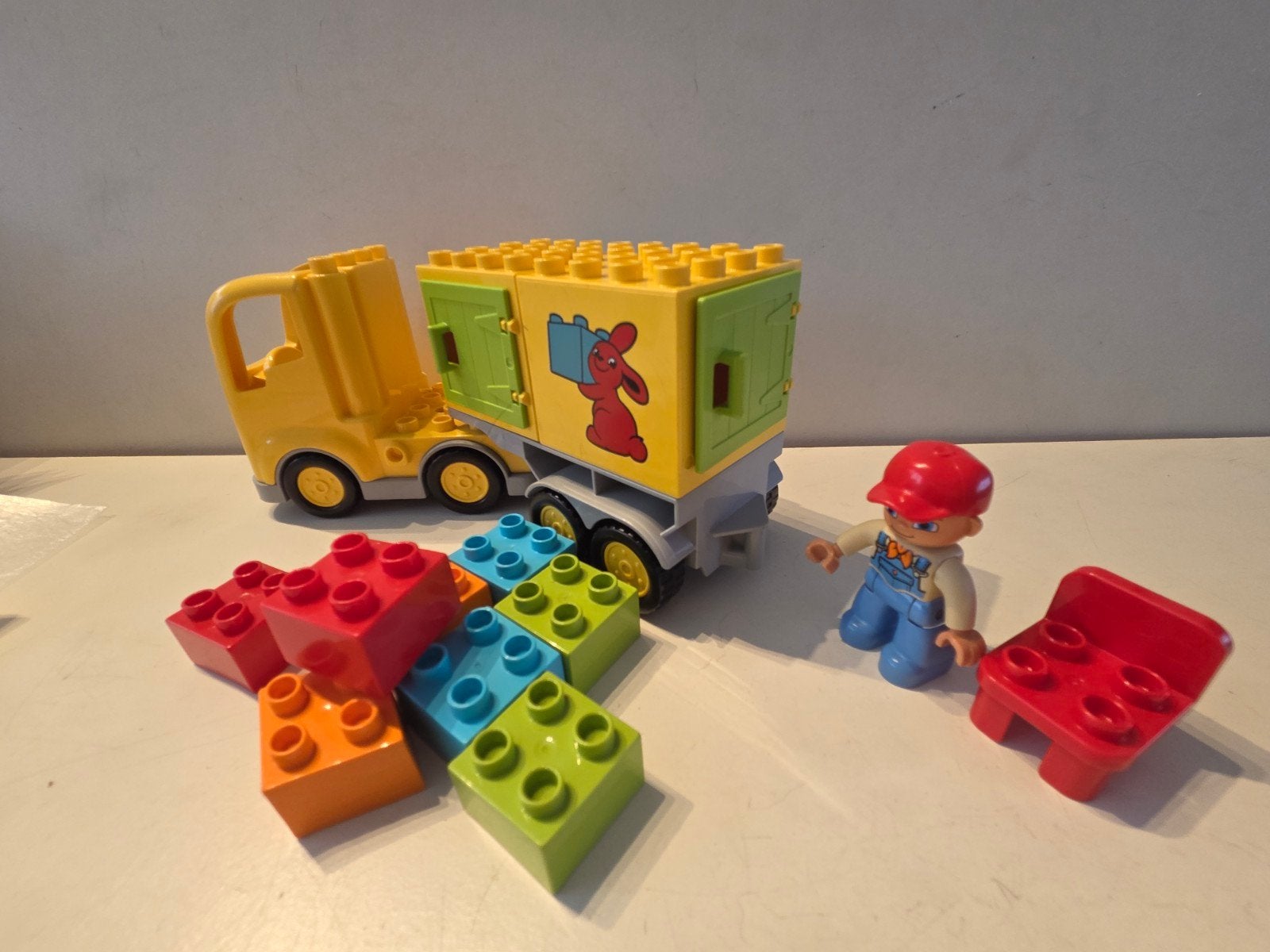 Foto 4 van Lego Duplo 10601 Vrachtwagen - Compleet