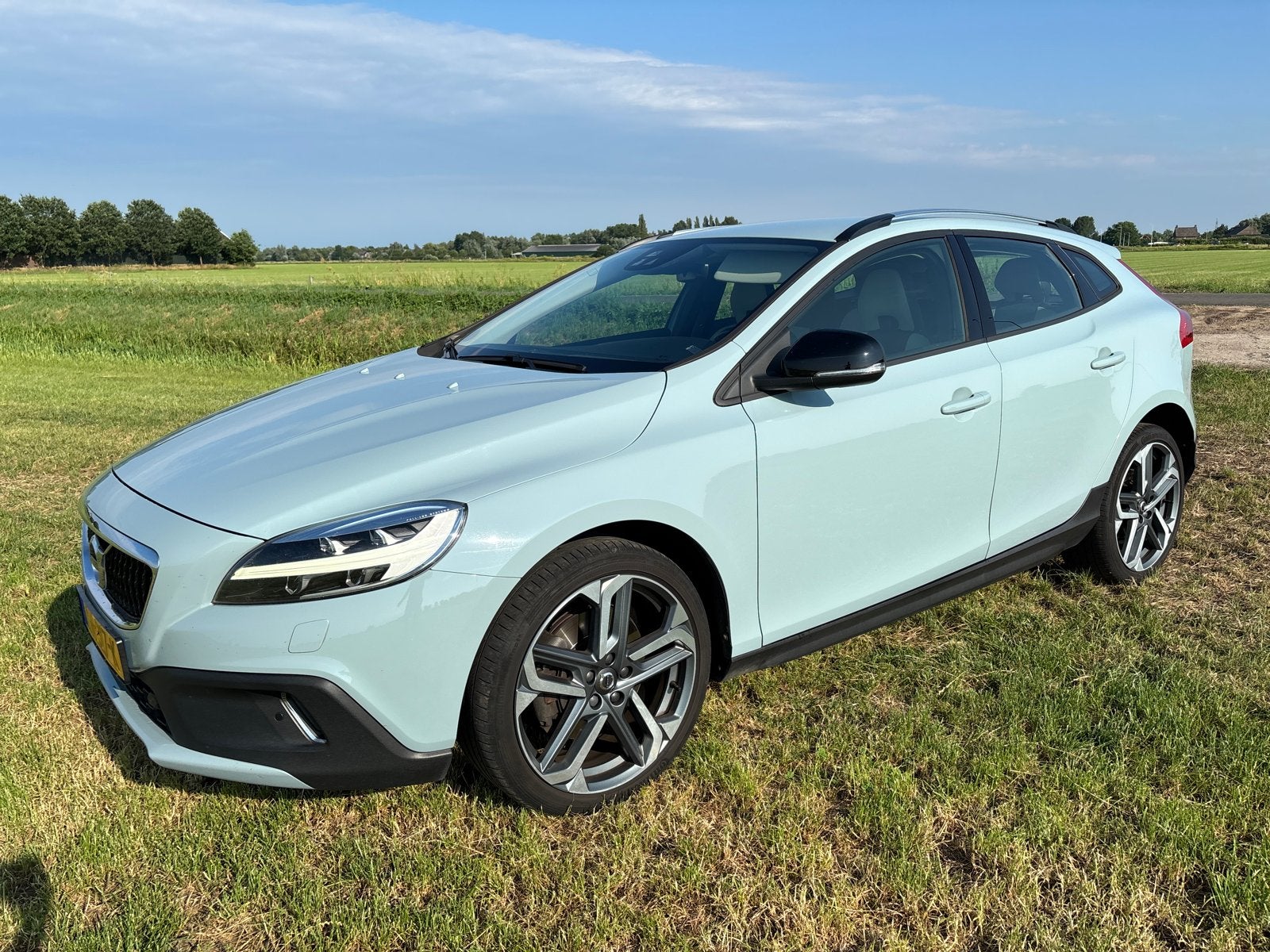 Volvo V40 Cross Country 2.0 D2 Nordic+, veel opties, Auto's, Volvo, Stof, Euro 6, 4 cilinders, Blauw